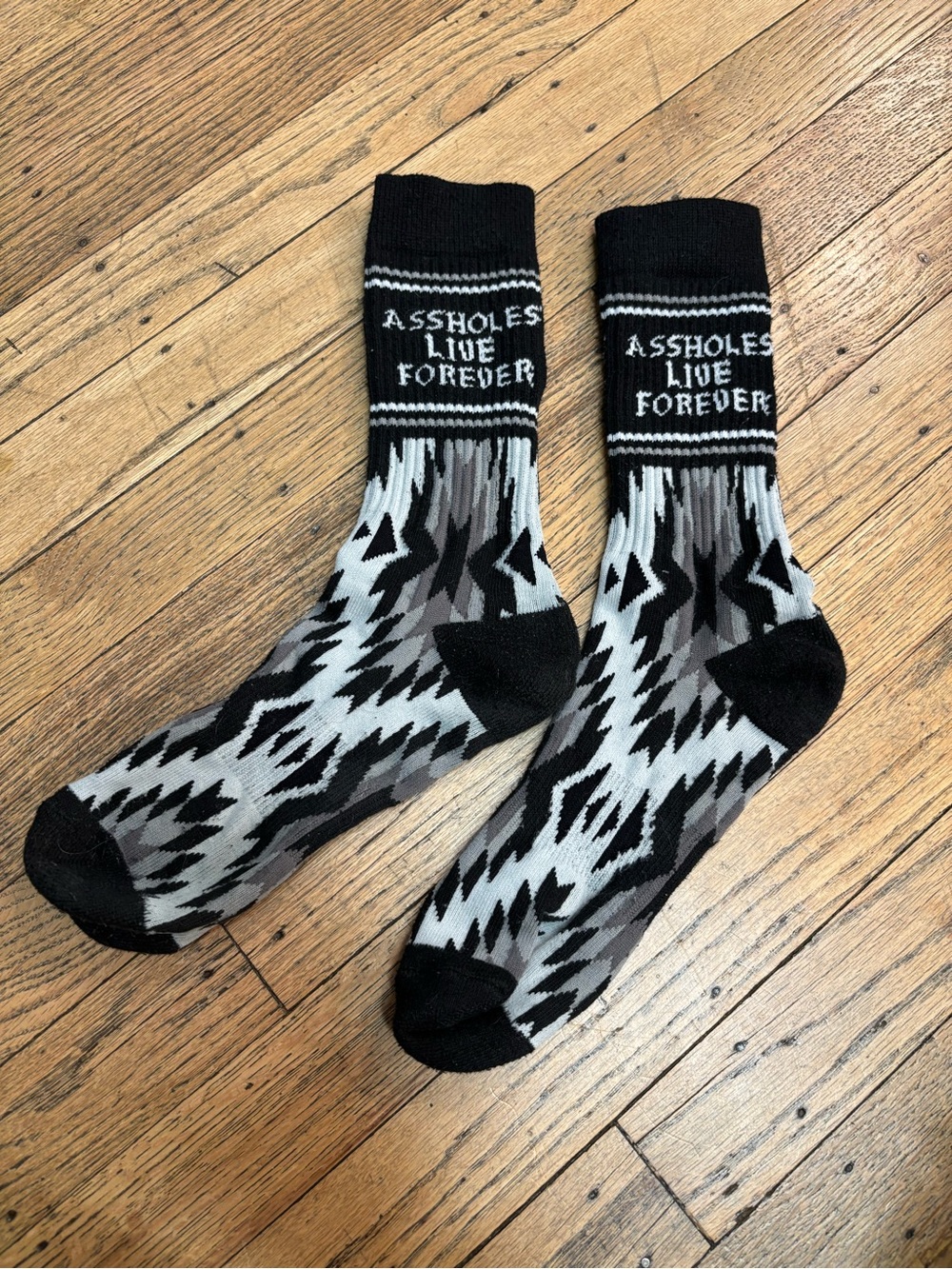 Black & Gray Graphic Crew Socks with Statement Knit